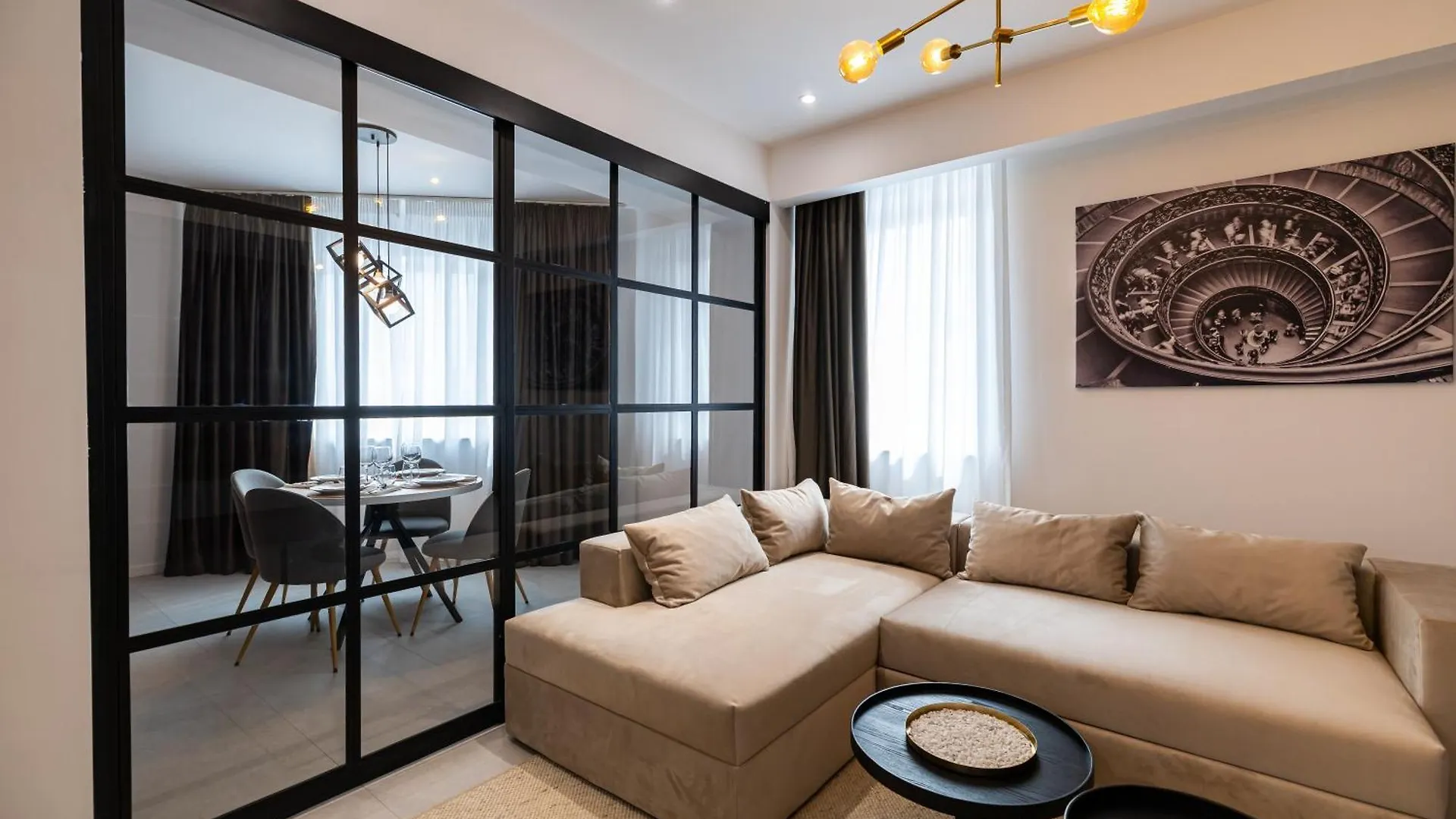 Orion New Boutique Building Apartment With Private Parking Bukarest