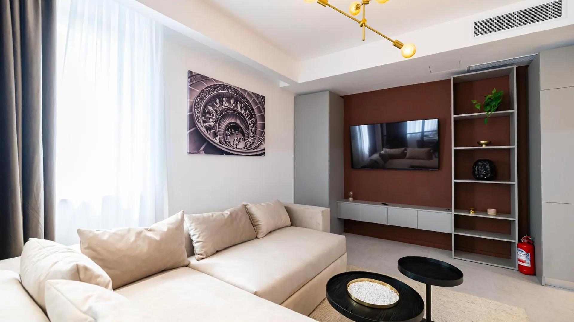 Orion New Boutique Building Apartment With Private Parking Bukarest